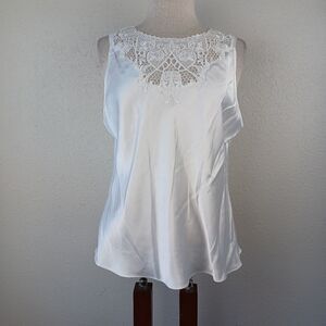EUC Cinema Etoile Women's White Night Shirt Size L